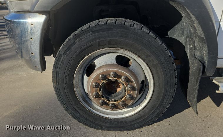 image for item ER5019 2014 Dodge Ram 5500HD bucket truck