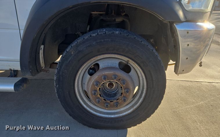 image for item ER5019 2014 Dodge Ram 5500HD bucket truck
