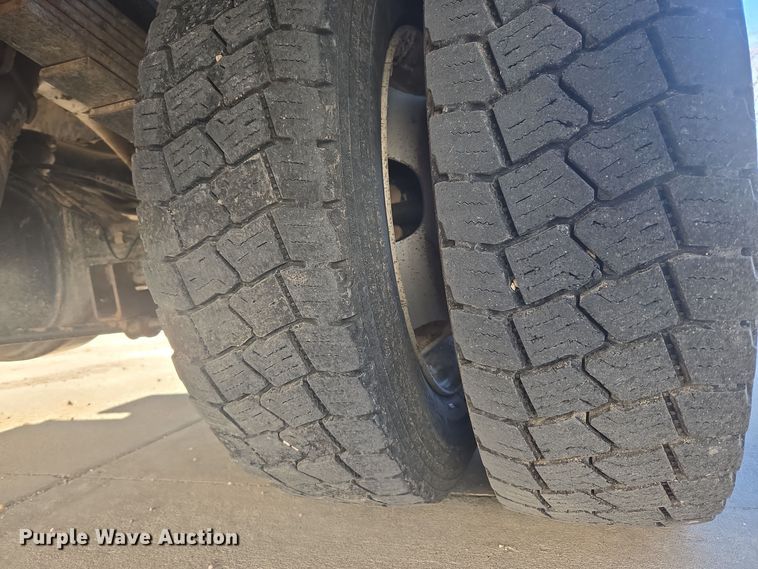 image for item ER5019 2014 Dodge Ram 5500HD bucket truck