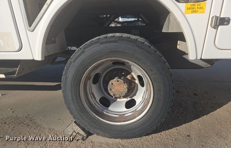 image for item ER5019 2014 Dodge Ram 5500HD bucket truck