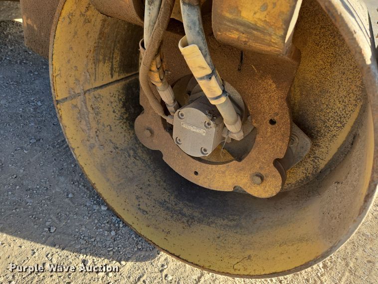 image for item ER5021 2006 Dynapac CC900 double drum vibratory roller