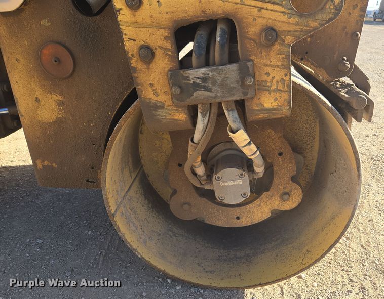 image for item ER5021 2006 Dynapac CC900 double drum vibratory roller