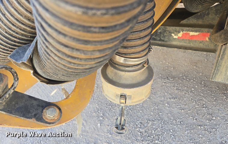 image for item ER5024 2018 Vac-Tron LP573GT vacuum excavator