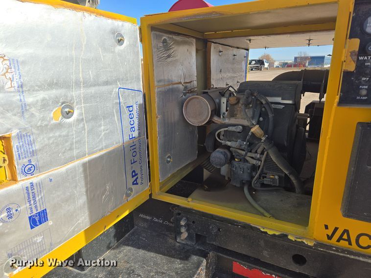 image for item ER5024 2018 Vac-Tron LP573GT vacuum excavator