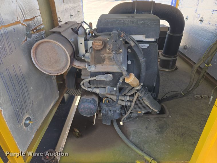 image for item ER5024 2018 Vac-Tron LP573GT vacuum excavator