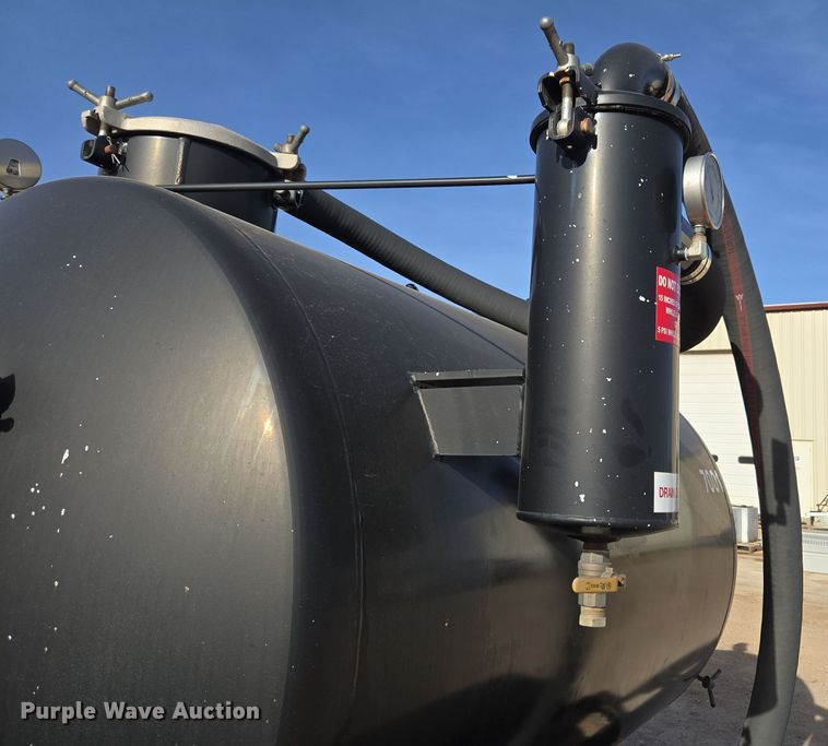 image for item ER5025 Vacuum excavator