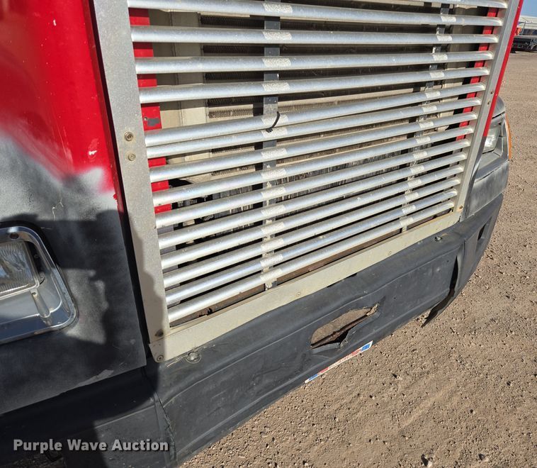 image for item ER5026 1996 Freightliner FLD semi truck