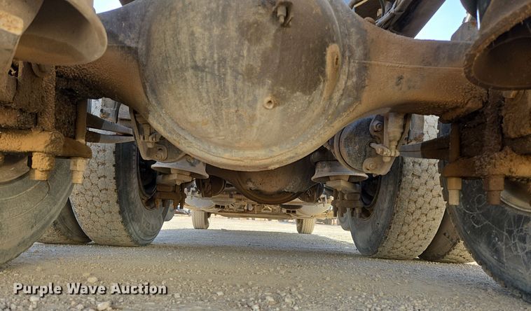 image for item ER5026 1996 Freightliner FLD semi truck