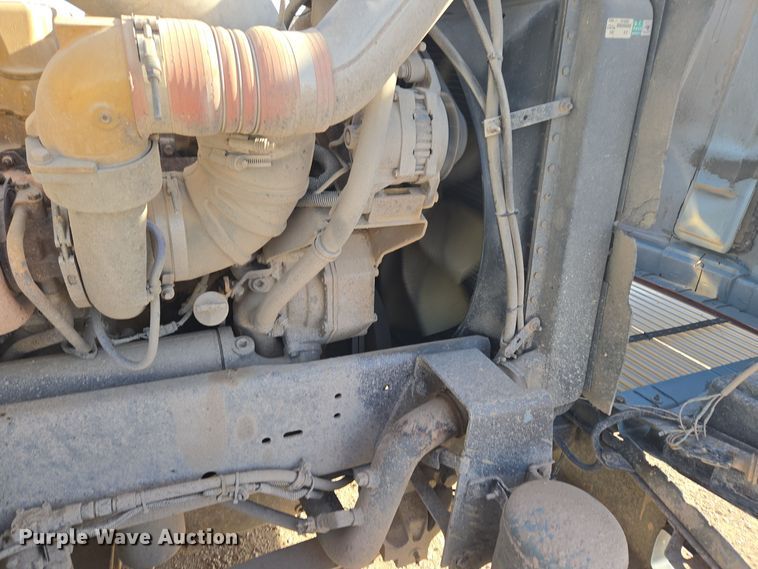 image for item ER5026 1996 Freightliner FLD semi truck