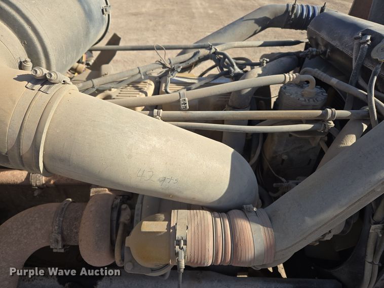 image for item ER5026 1996 Freightliner FLD semi truck