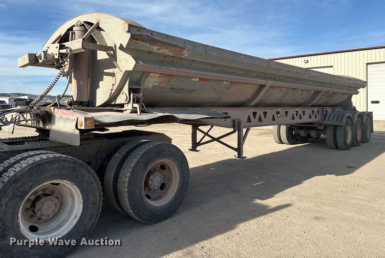 image for item ER5027 2005 Midland TW3000 side dump trailer