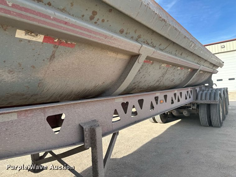 image for item ER5027 2005 Midland TW3000 side dump trailer