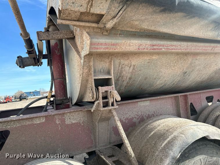 image for item ER5027 2005 Midland TW3000 side dump trailer