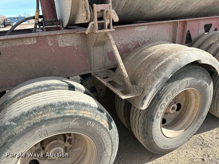 image for item ER5027 2005 Midland TW3000 side dump trailer