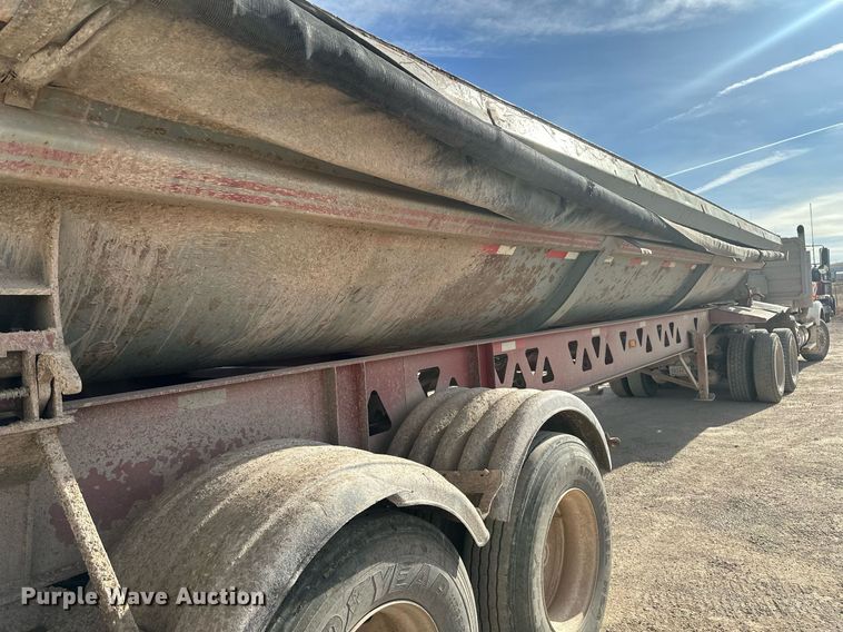 image for item ER5027 2005 Midland TW3000 side dump trailer