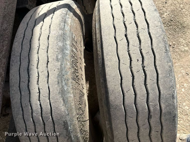 image for item ER5027 2005 Midland TW3000 side dump trailer