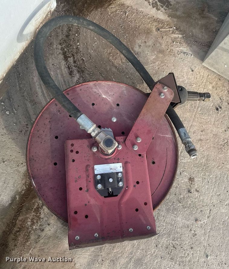 image for item ER5032 Fuel and lube tanks