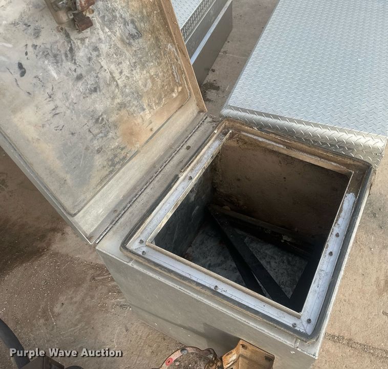 image for item ER5034 Toolboxes