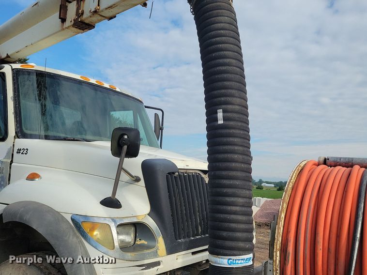 image for item KA9887 2005 International  7600 sewer rodder truck