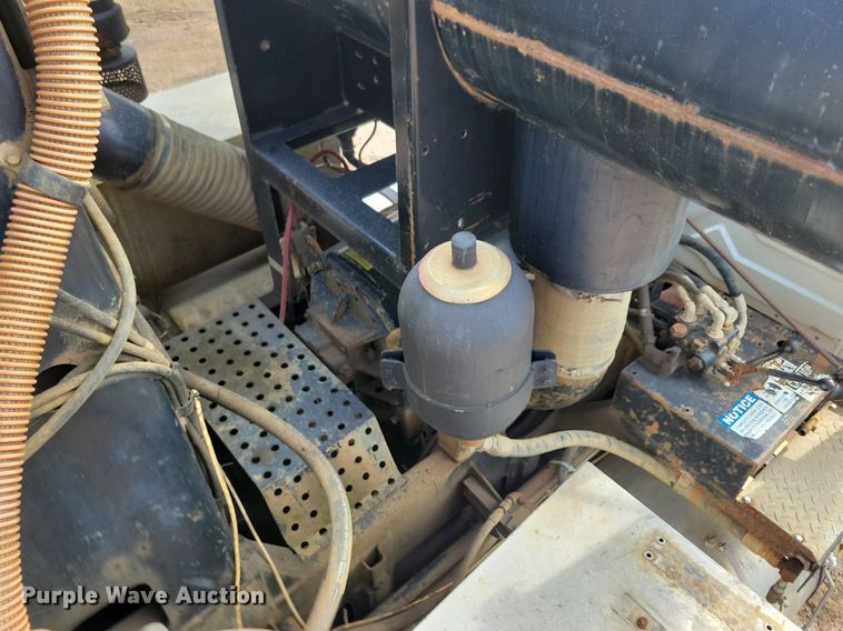 image for item KA9887 2005 International  7600 sewer rodder truck