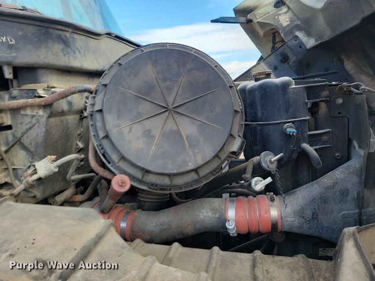 image for item KA9887 2005 International  7600 sewer rodder truck