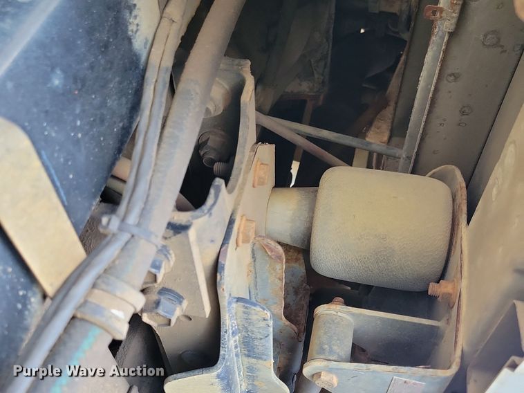 image for item KA9887 2005 International  7600 sewer rodder truck