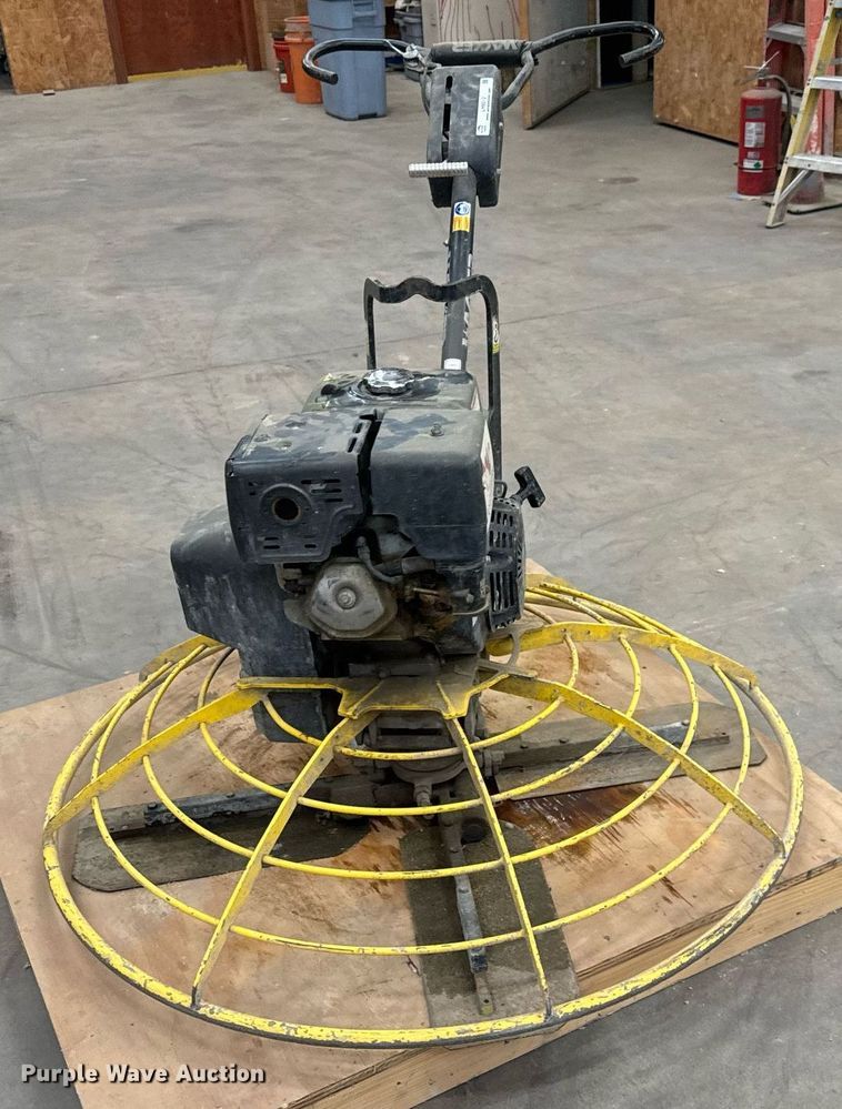 image for item LH9312 2006 Wacker CT48-13AV power trowel