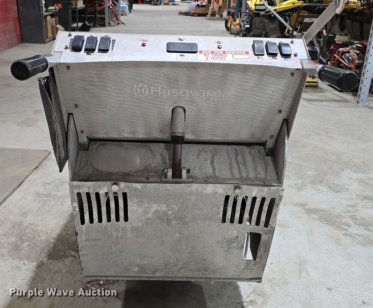 image for item LX9002 2019 Husqvarna Soff-Cut 4200 concrete saw