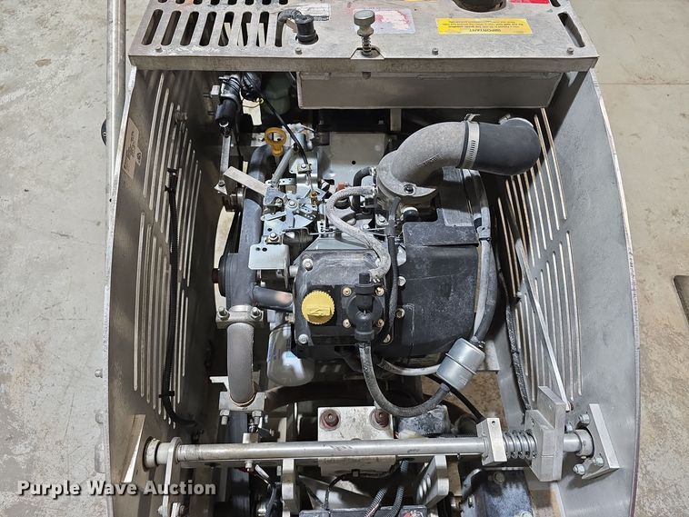 image for item LX9002 2019 Husqvarna Soff-Cut 4200 concrete saw