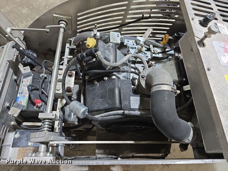 image for item LX9002 2019 Husqvarna Soff-Cut 4200 concrete saw