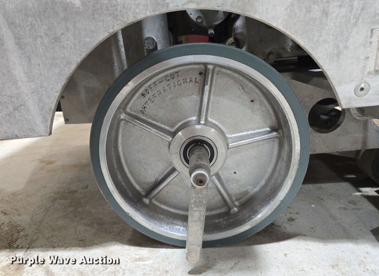 image for item LX9002 2019 Husqvarna Soff-Cut 4200 concrete saw