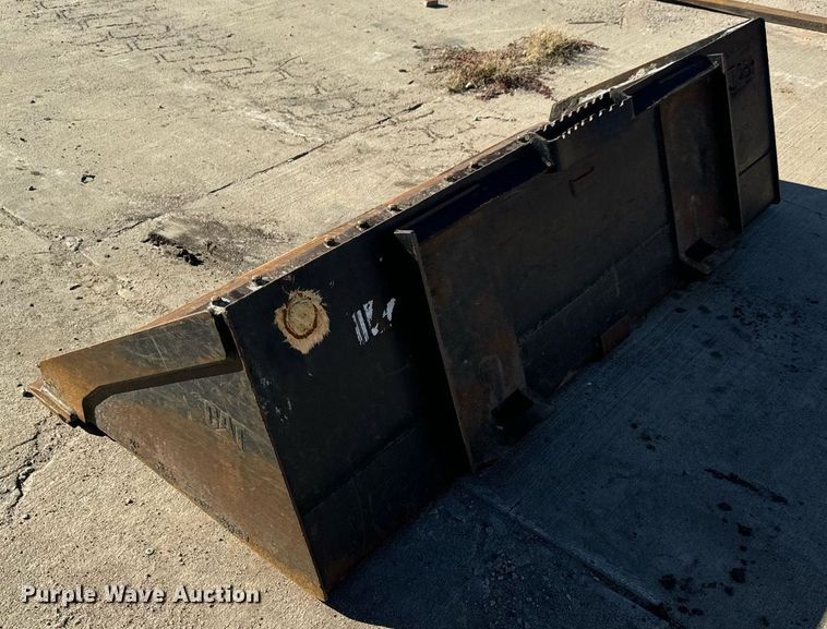 image for item MS9966 2003 Caterpillar  262 skid steer loader