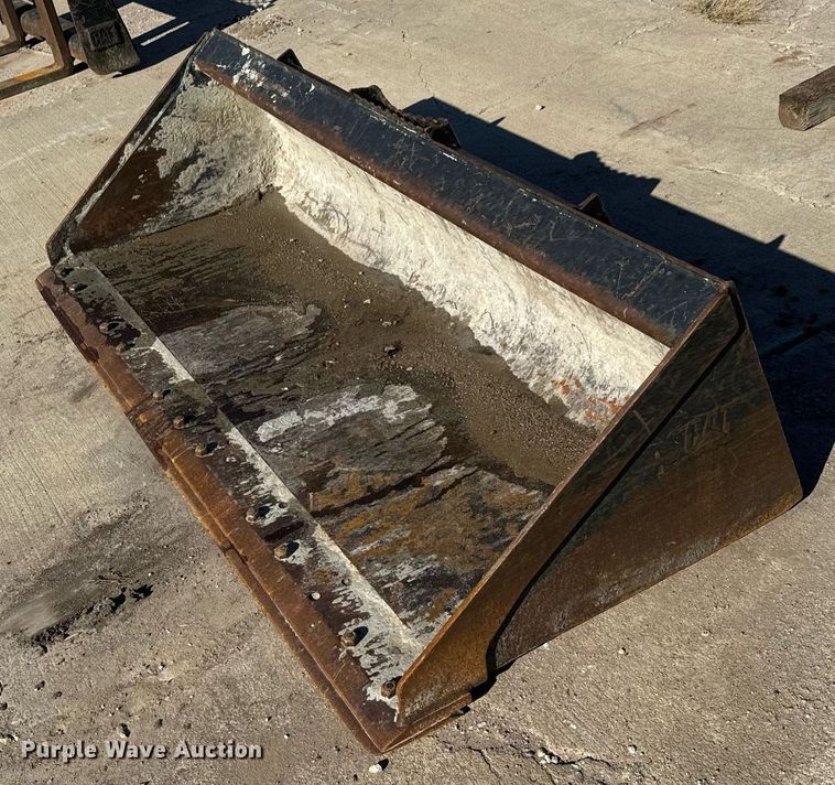 image for item MS9966 2003 Caterpillar  262 skid steer loader