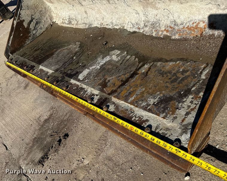 image for item MS9966 2003 Caterpillar  262 skid steer loader