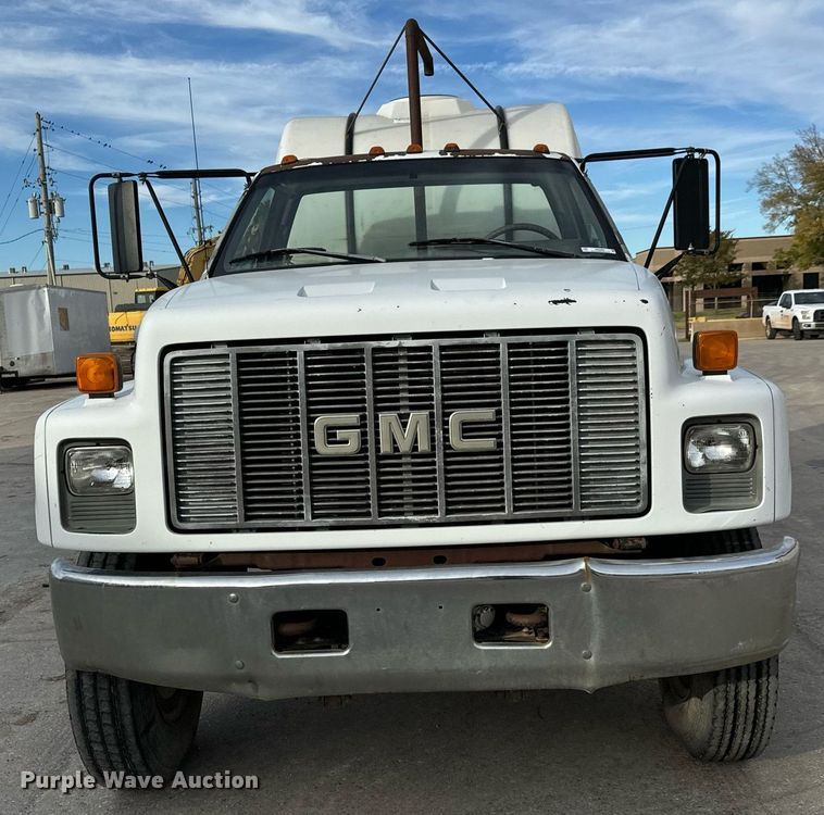 image for item MS9969 1996 GMC Topkick C5500 flatbed truck