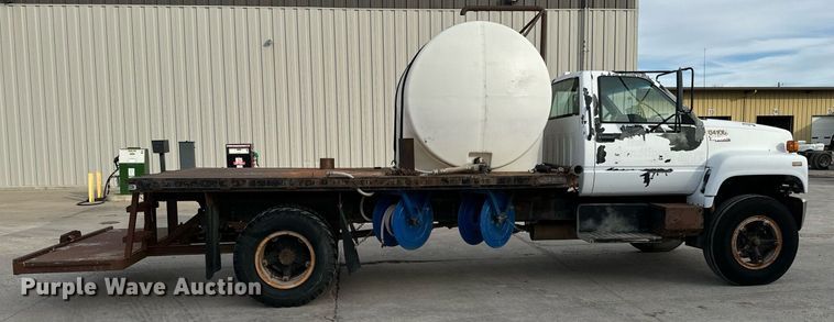 image for item MS9969 1996 GMC Topkick C5500 flatbed truck