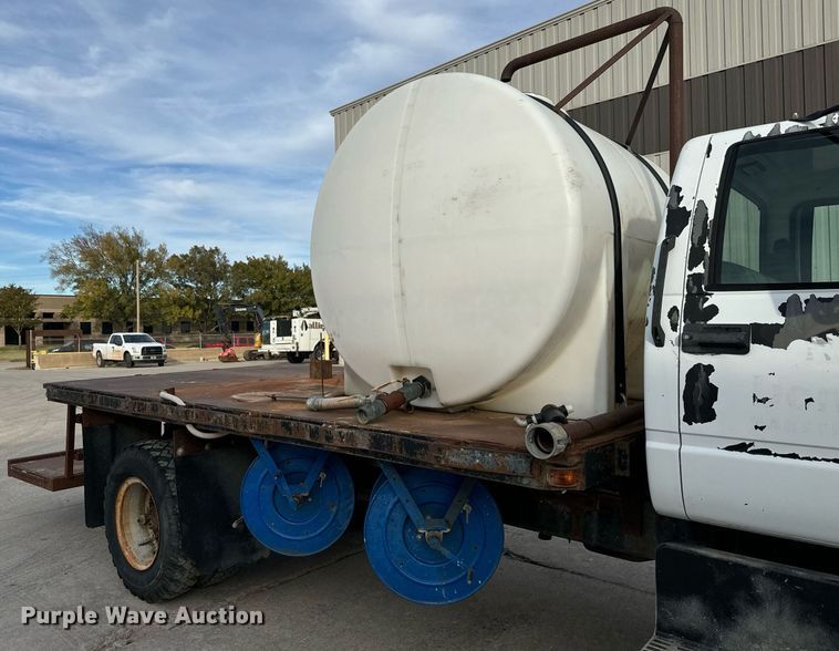 image for item MS9969 1996 GMC Topkick C5500 flatbed truck