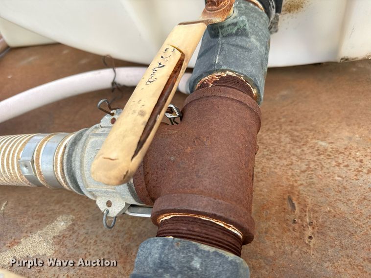 image for item MS9969 1996 GMC Topkick C5500 flatbed truck