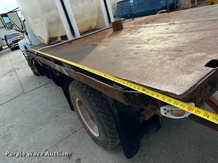 image for item MS9969 1996 GMC Topkick C5500 flatbed truck