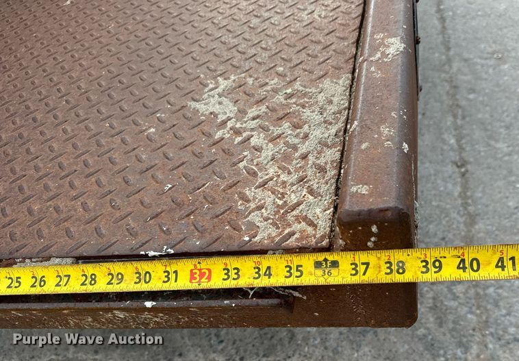 image for item MS9969 1996 GMC Topkick C5500 flatbed truck