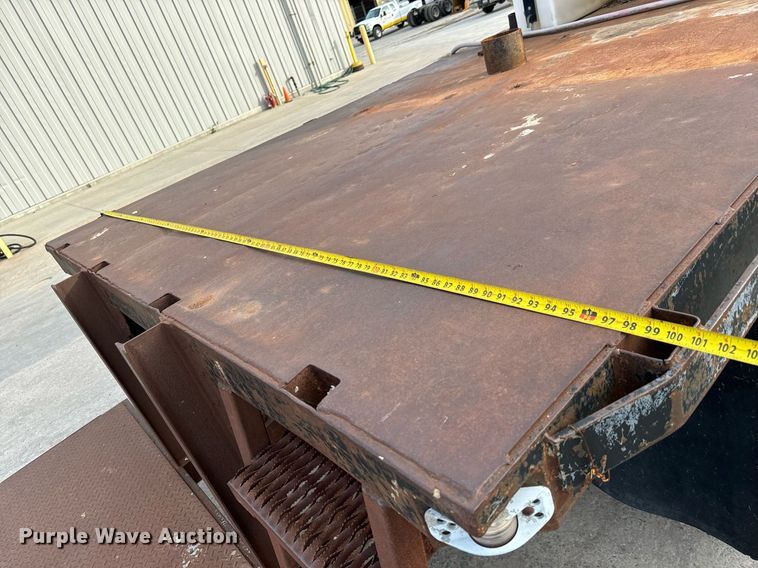 image for item MS9969 1996 GMC Topkick C5500 flatbed truck