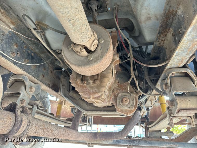 image for item MS9969 1996 GMC Topkick C5500 flatbed truck