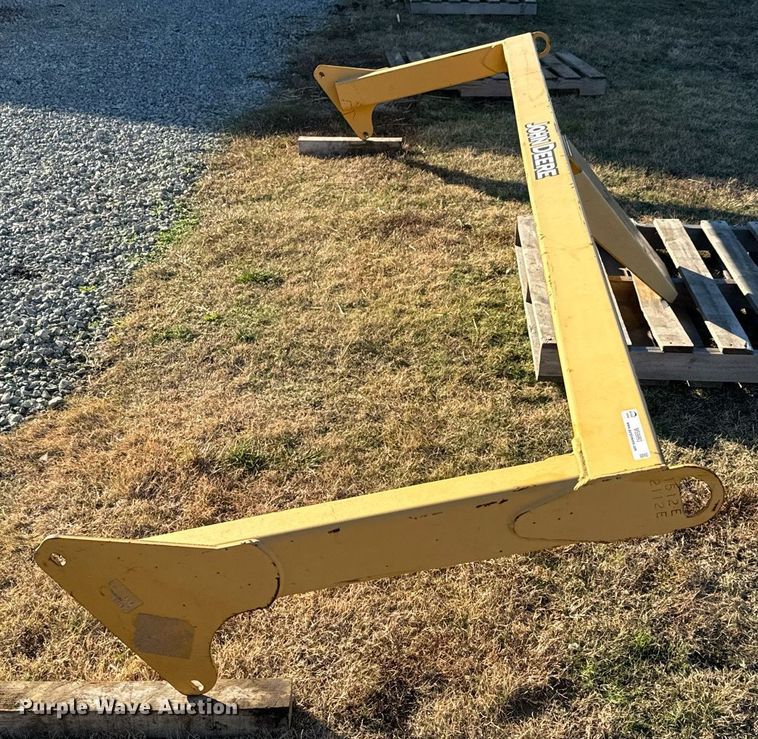 image for item MS9993 John Deere laser receiver bracket