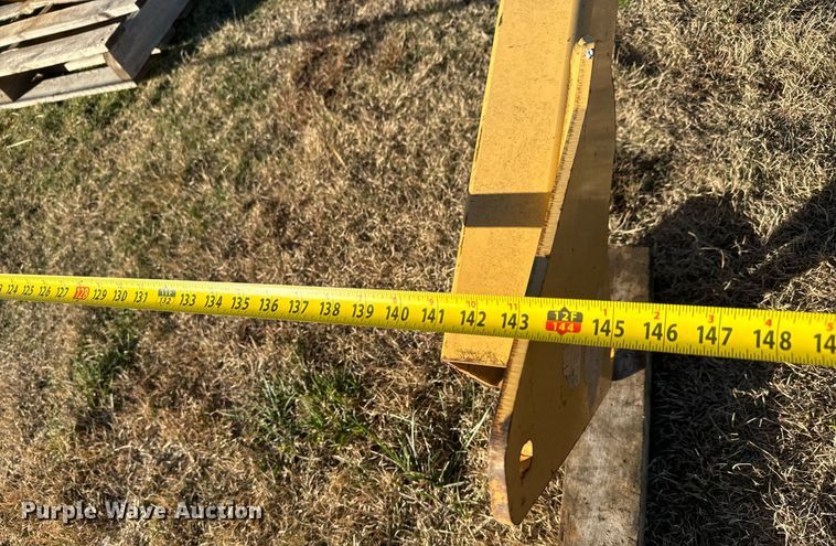 image for item MS9993 John Deere laser receiver bracket