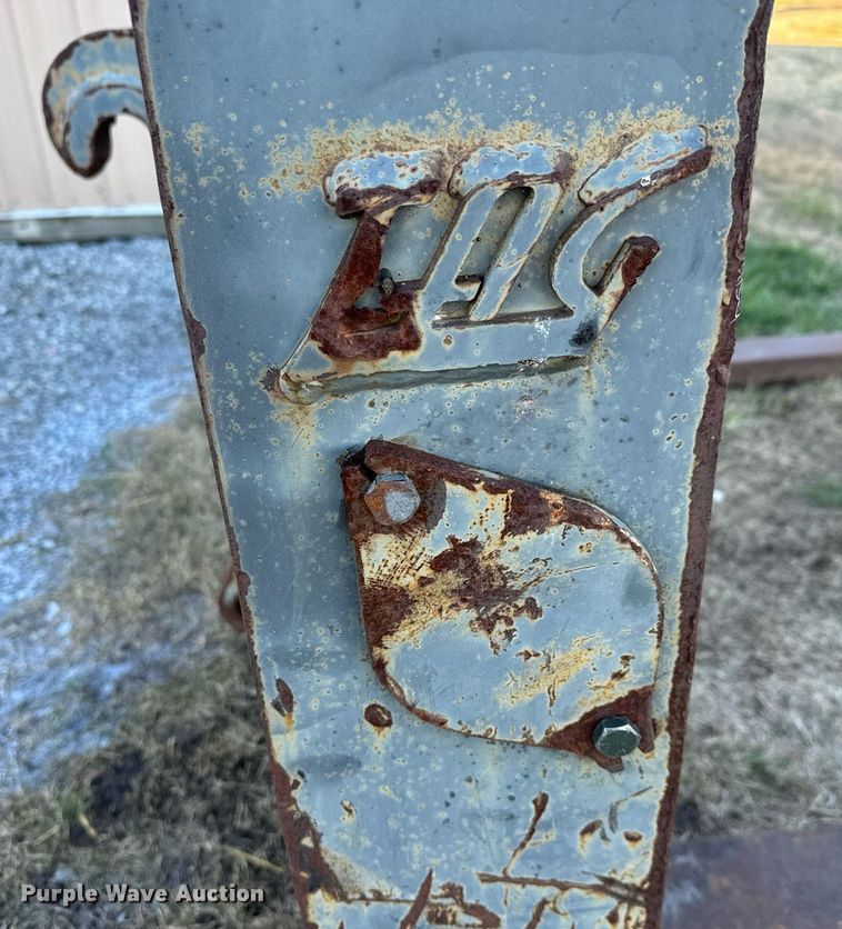 image for item MS9995 Tag wheel loader forks