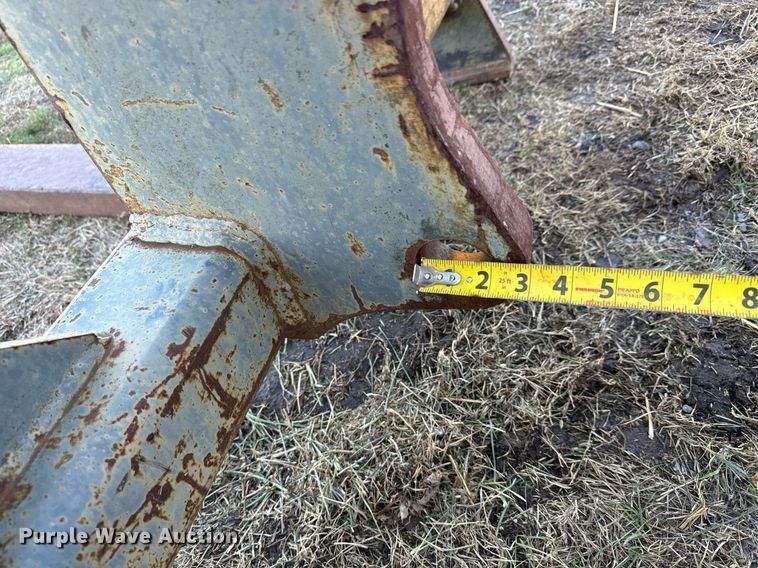 image for item MS9995 Tag wheel loader forks