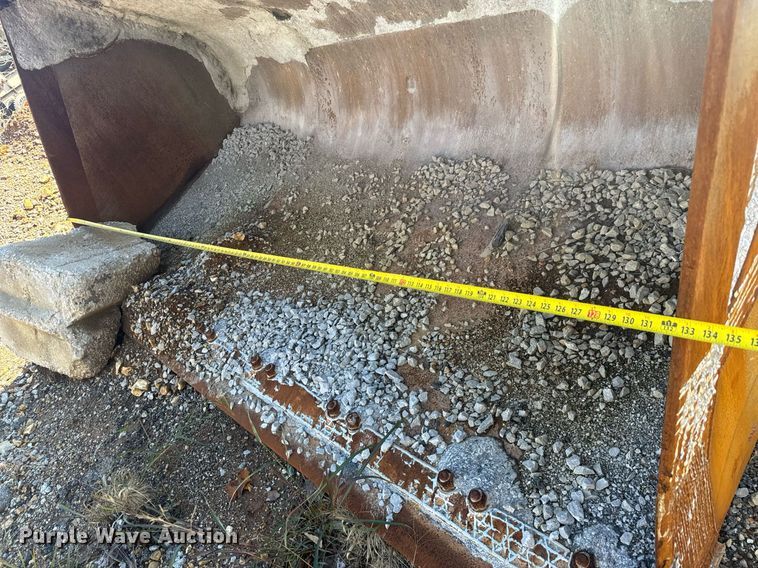 image for item MT9004 2005 Komatsu WA500-3 wheel loader