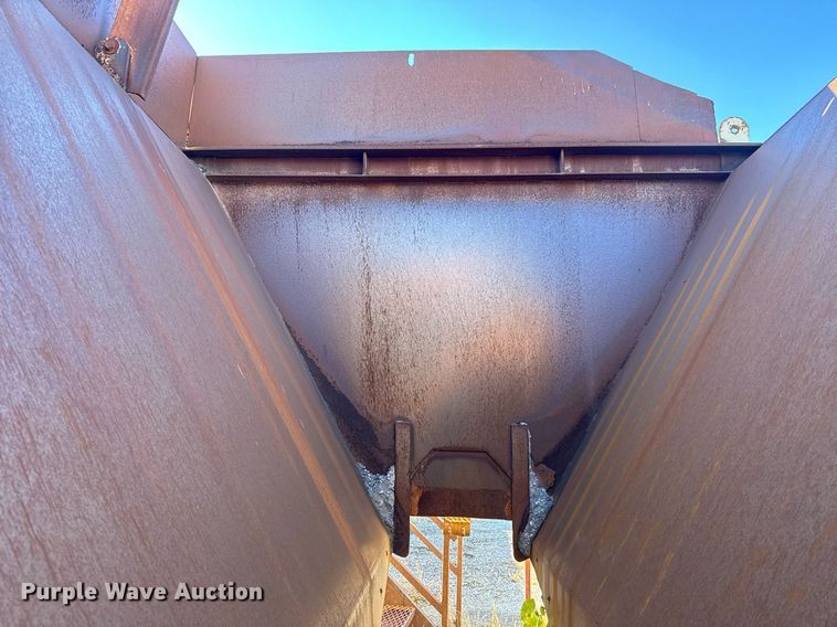 image for item MT9005 Storage bin