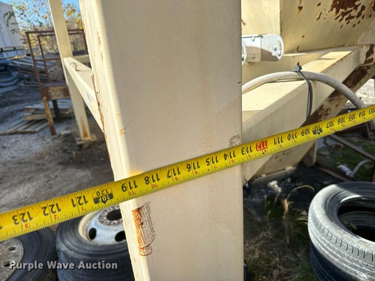 image for item MT9005 Storage bin