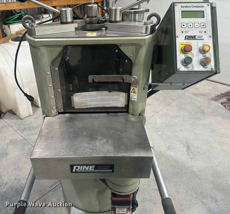 image for item MT9006 Pine AFG1A gyratory compactor